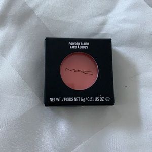 BNIB MAC powder blush